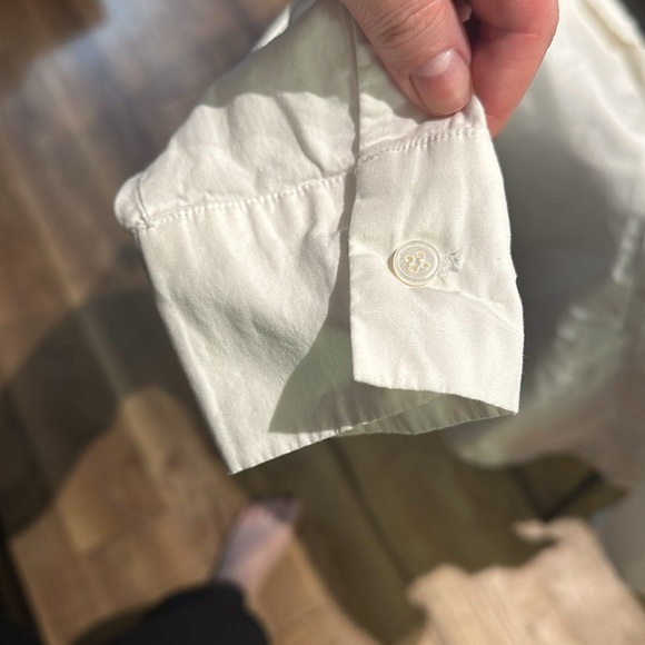 Reformation Ludlow Button Down - Picture 7 of 7